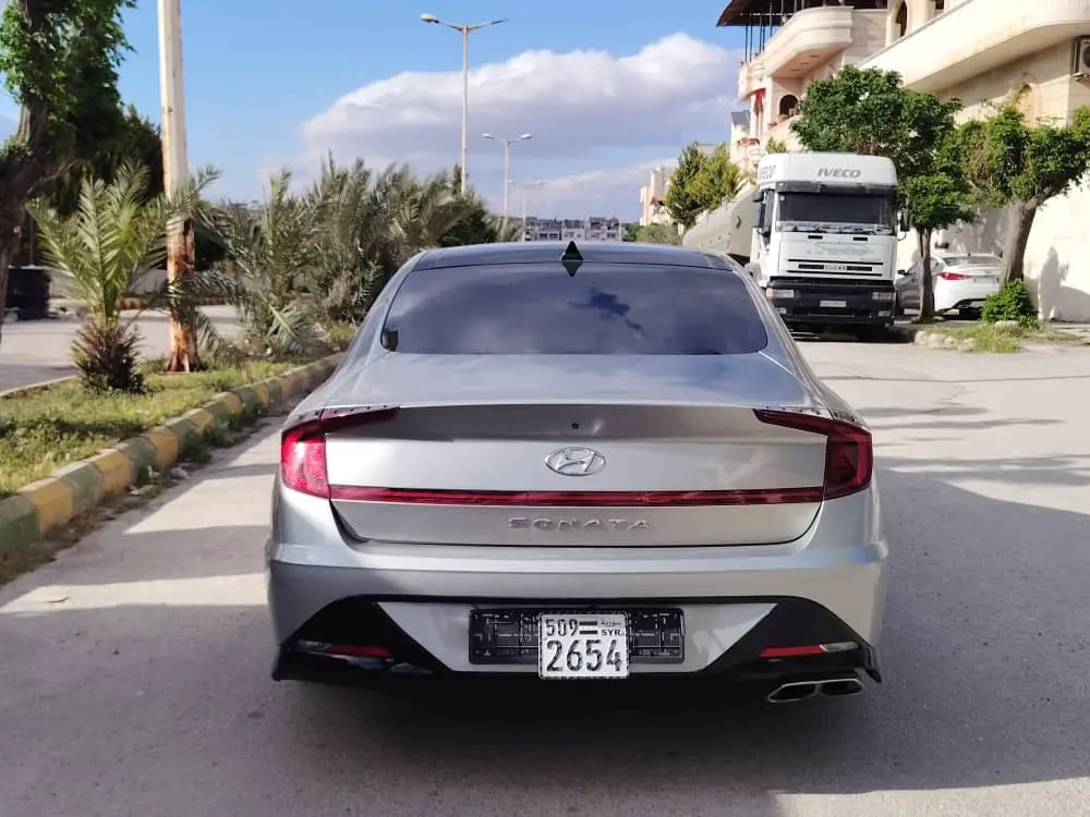 هيونداي سوناتا 2020 - سيدان عصرية بحالة ممتازة - صورة 3