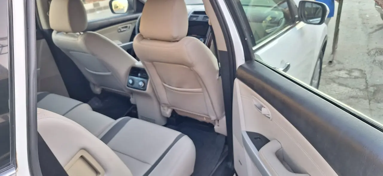 مازدا CX-9 2009 فل كامل بحالة ممتازة - صورة 6