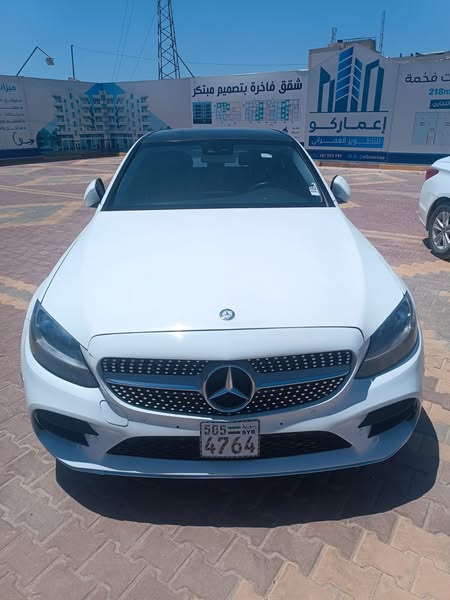 مرسيدس C300 2017 - صورة 1