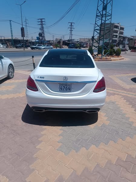 مرسيدس C300 2017 - صورة 4
