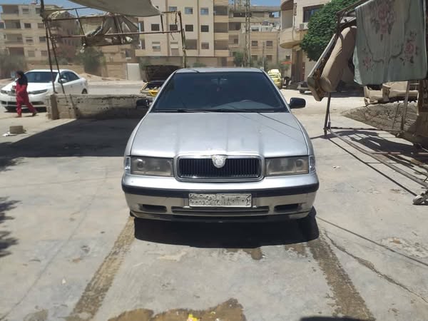 سكودا اوكتافيا 1997 - صورة 4