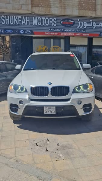 بي إم دبليو X5 2013 - صورة 3