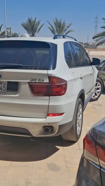 بي إم دبليو X5 2013 - صورة 5