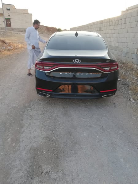 هيونداي أزيرا 2017 - صورة 4