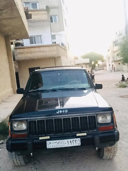 جيب شيروكي 1989 - صورة 3