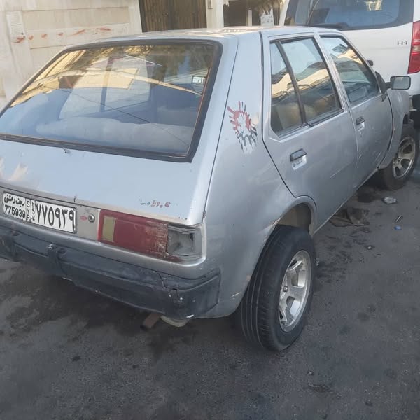 ميتسوبيشي كولت 1983 - صورة 1