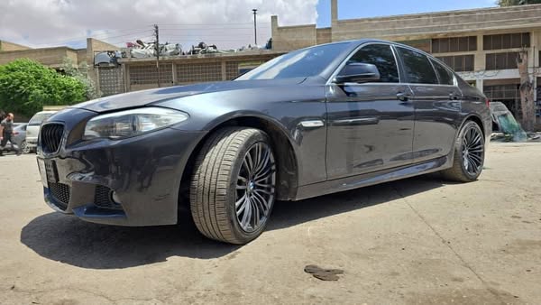 بي إم دبليو 5 Series 2013 - صورة 1
