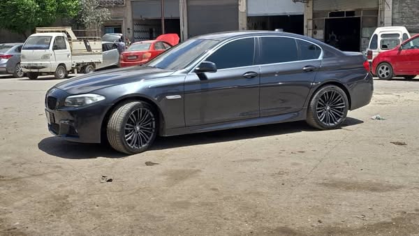 بي إم دبليو 5 Series 2013 - صورة 2