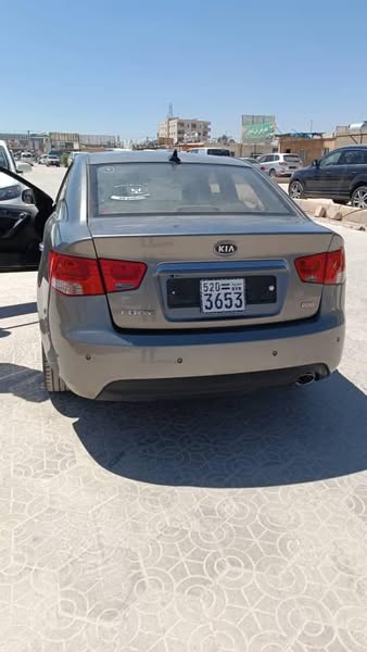 كيا Cerato 2011 - صورة 3