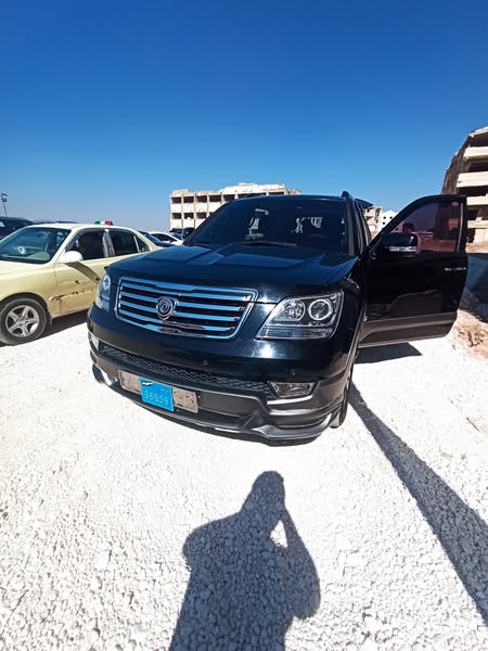 سانج يونج Rexton 2014 - صورة 1