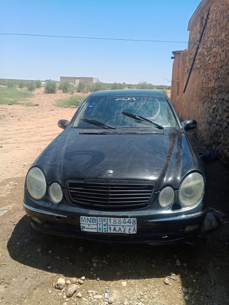 مرسيدس E200 2007 - صورة 1