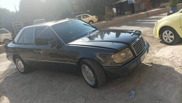 مرسيدس 300 1991 - صورة 5