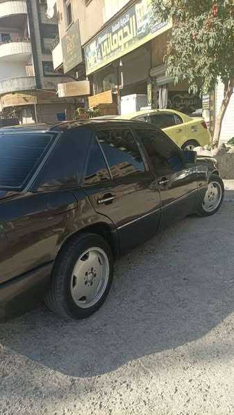مرسيدس 300 1991 - صورة 2