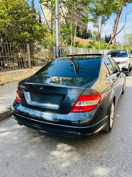 مرسيدس C-Class 2012 - صورة 4