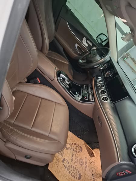 مرسيدس E200 2018 - صورة 5