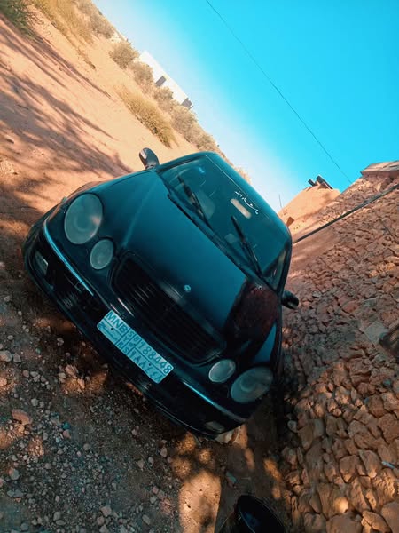 مرسيدس E200 2007 - صورة 1