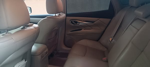 إنفينيتي M56s 2011 - صورة 3