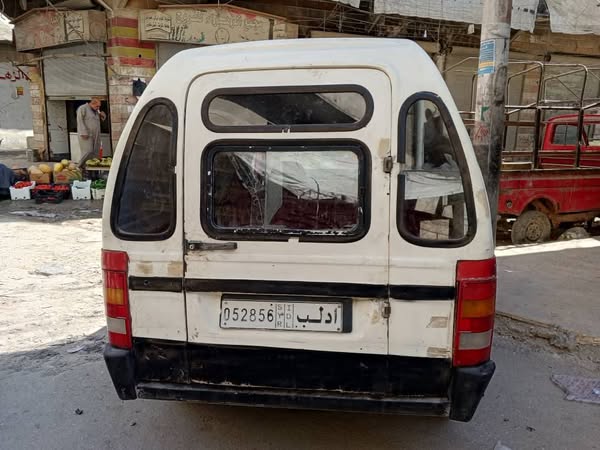 سكودا Favorit 1994 - صورة 4