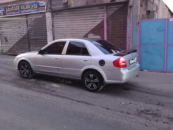 مازدا 323 2008 - صورة 1
