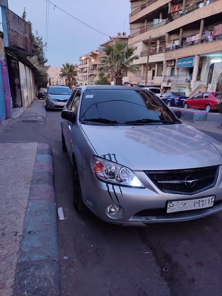 مازدا 323 2008 - صورة 4