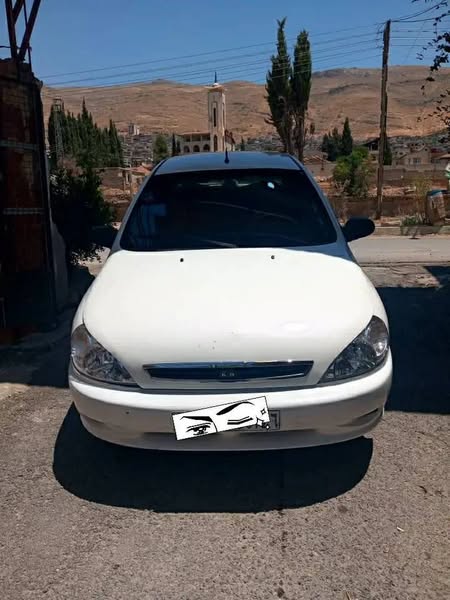 كيا ريو 2001 - صورة 1