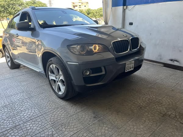 بي إم دبليو X6 2013 - صورة 2