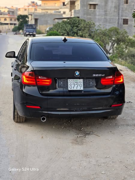 بي إم دبليو 320 2012 - صورة 2