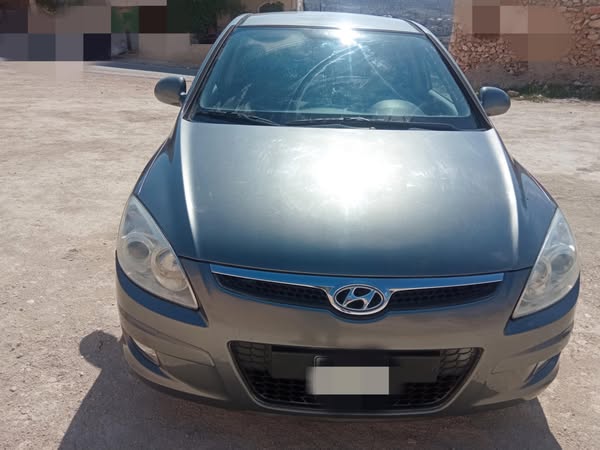 هيونداي i30 2010 - صورة 4