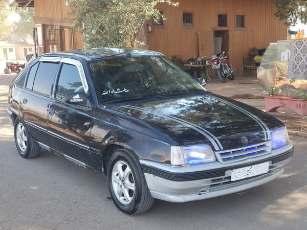 أوبل كاديت 1993 - صورة 3
