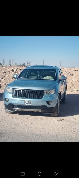 جيب كراند شيروكي 2012 - صورة 1