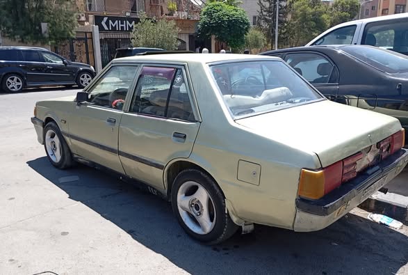 ميتسوبيشي لانسر 1983 - صورة 2