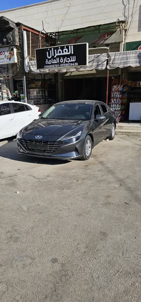 هيونداي أفانتي 2021 - صورة 1