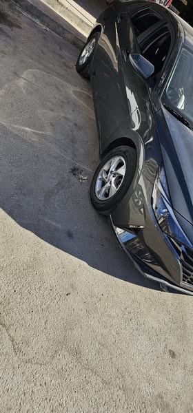 هيونداي أفانتي 2021 - صورة 2