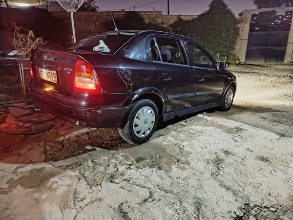 أوبل أسترا 2004 - صورة 2
