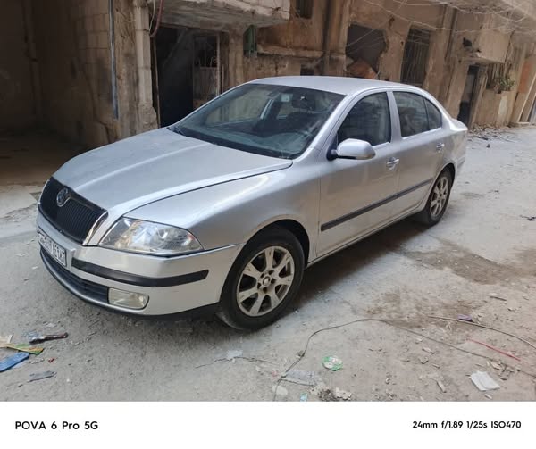 سكودا اوكتاڤيا 2006 - صورة 3