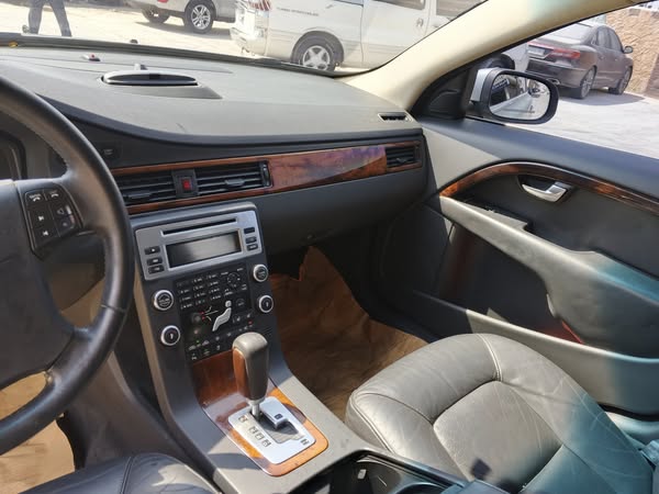 فولفو S80 2007 - صورة 4