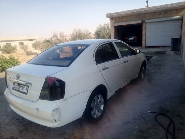 ليفان 620 2008 - صورة 1