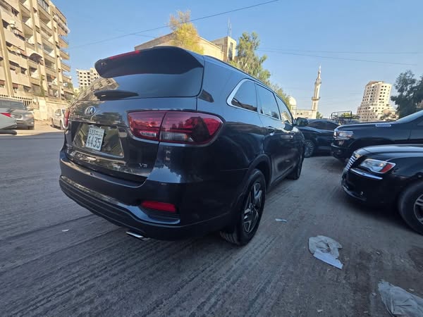 كيا سورنتو 2019 - صورة 4