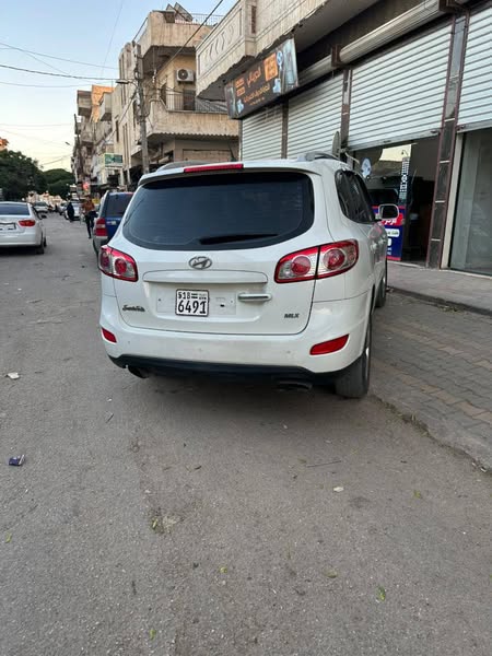 هيونداي سانتا في 2011 - صورة 4