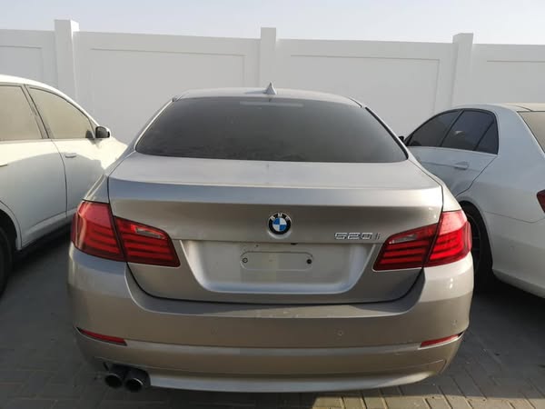 بي إم دبليو 520i 2014 - صورة 5