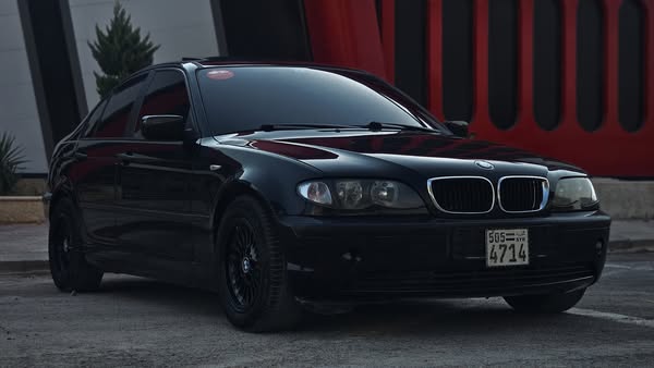 بي إم دبليو 318 2003 - صورة 2