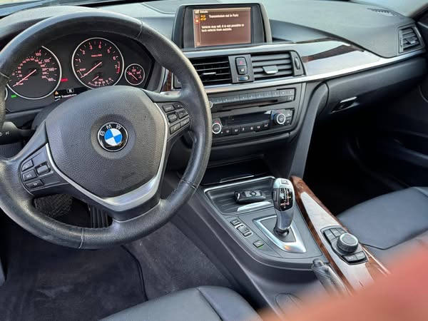 بي إم دبليو 3 Series 2014 - صورة 2