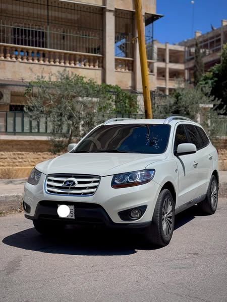هيونداي سنتافية 2011 - صورة 2