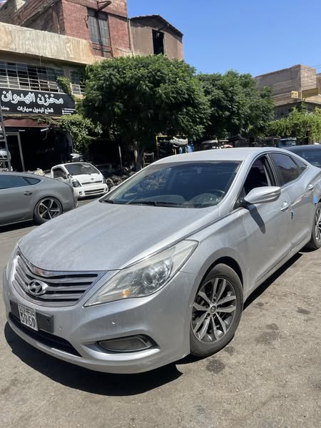 هيونداي Azera 2012 - صورة 1