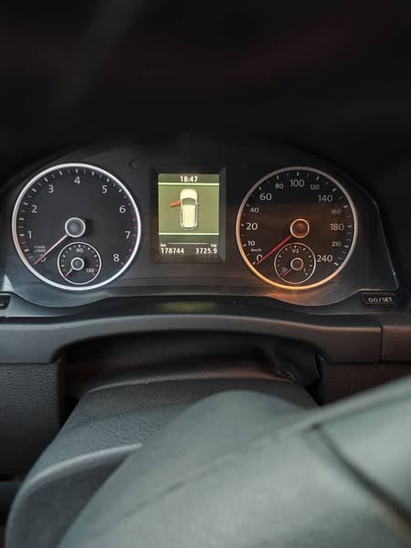 فولكس فاجن Tiguan 2012 - صورة 4