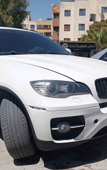 بي إم دبليو X6 2011 - صورة 1