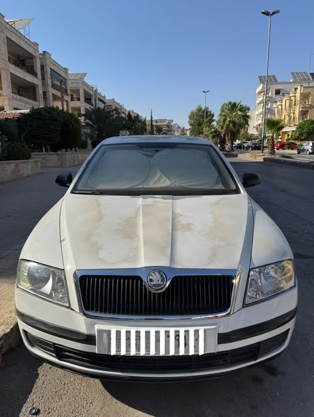 سكودا اوكتافيا 2006 - صورة 1