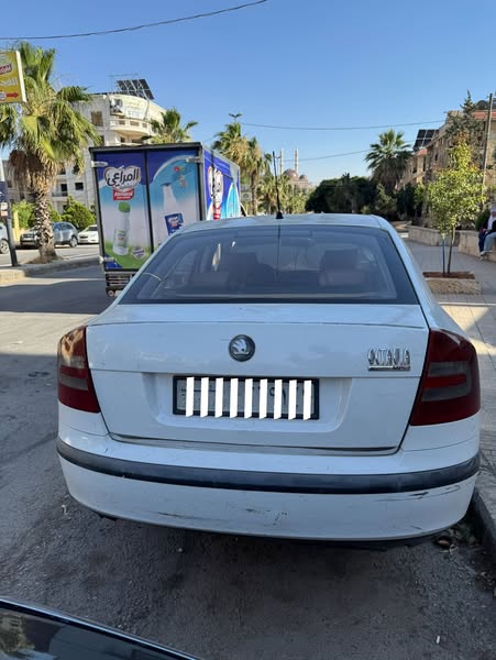 سكودا اوكتافيا 2006 - صورة 5