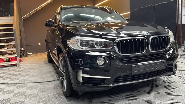 بي إم دبليو X5 2014 - صورة 1