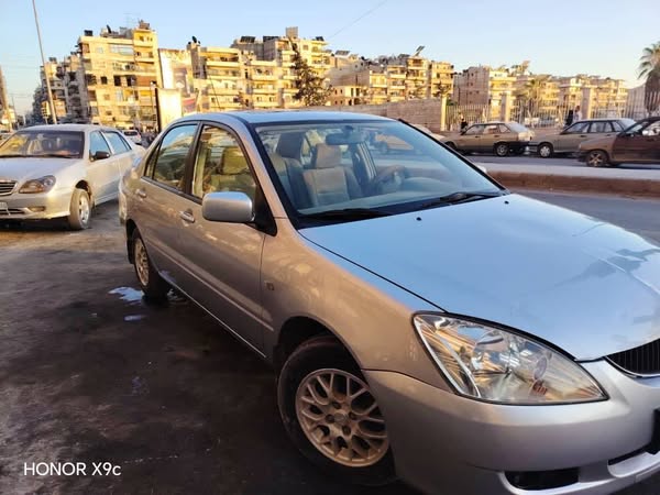 ميتسوبيشي لانسر 2005 - صورة 2